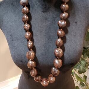 Women Fashion Brown Lumbang Kukui Nut Seed Collar Necklace with Lei Ribbon Clasp